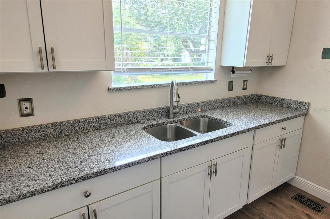 1542 29th Street, Sarasota, FL 34234 Photo