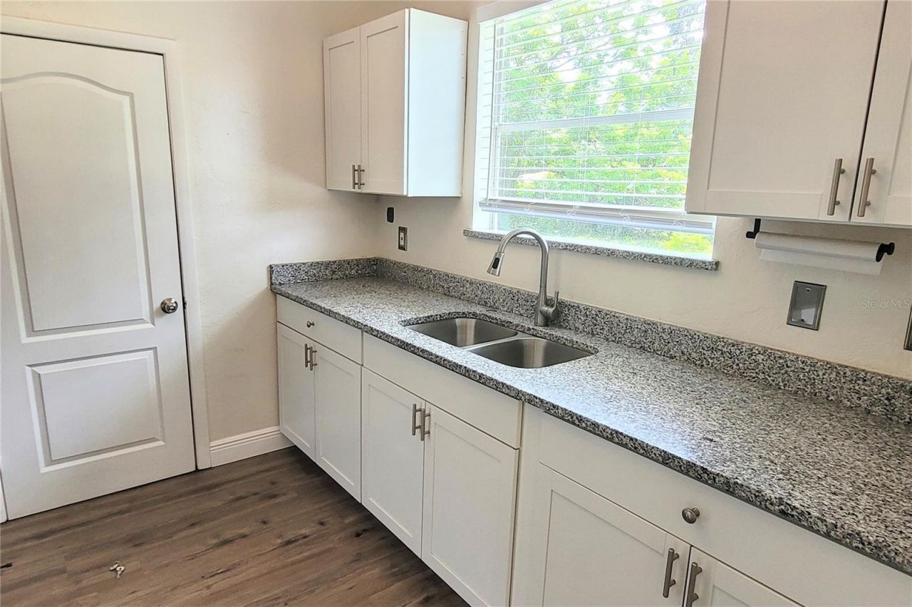 1542 29th Street, Sarasota, FL 34234 Photo