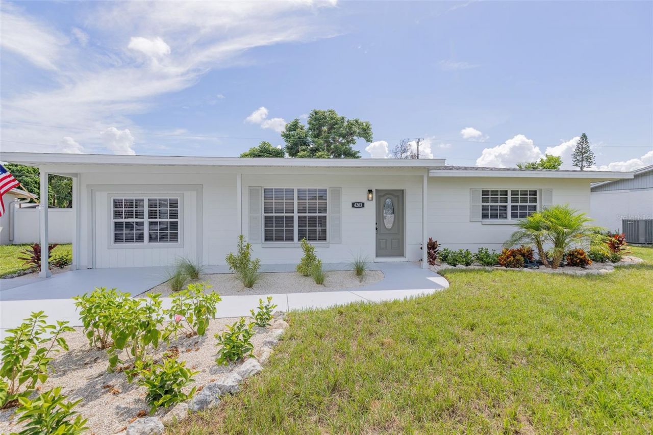 4203 36th Street W, Bradenton, FL 34205 Photo