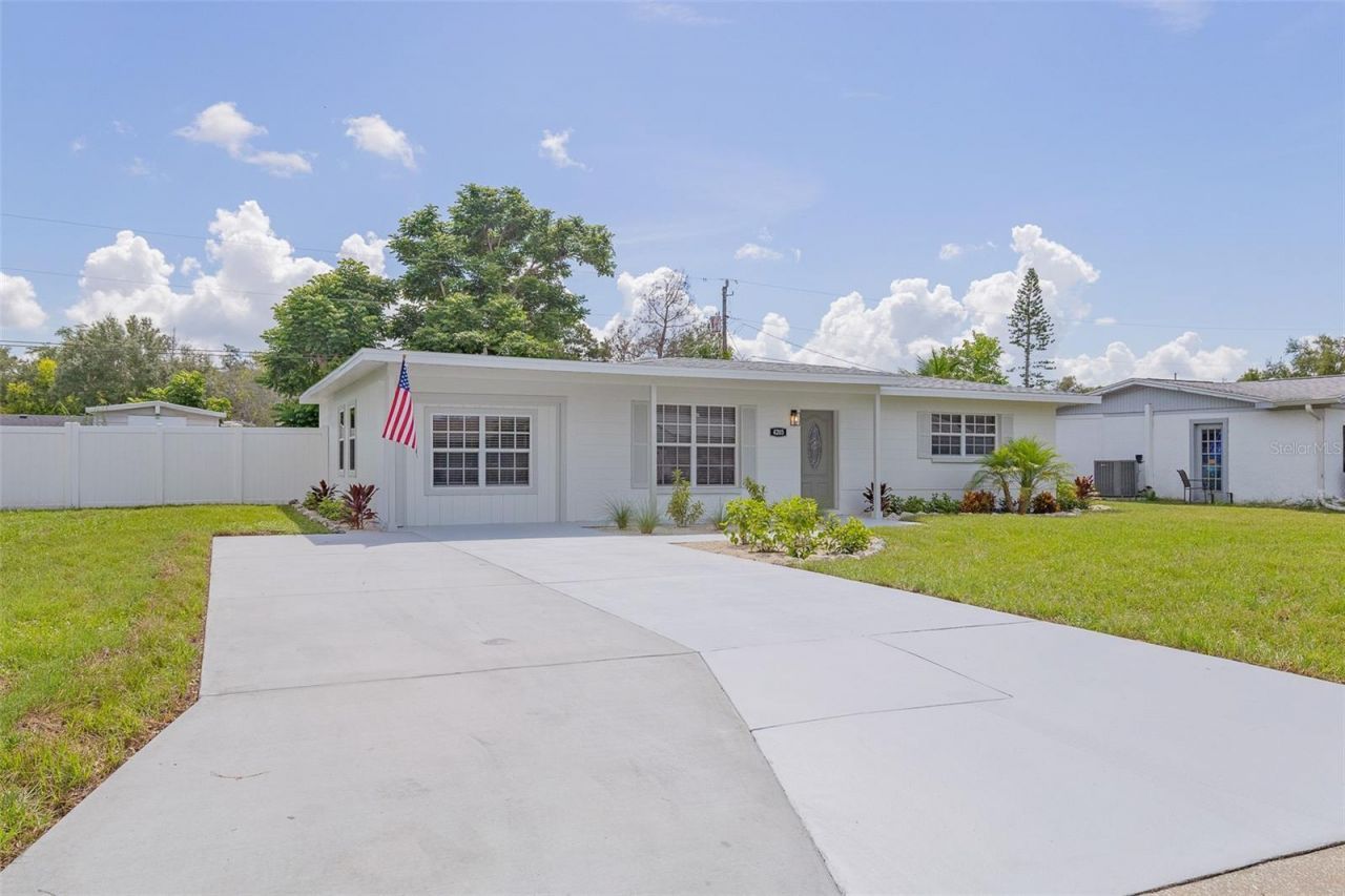 4203 36th Street W, Bradenton, FL 34205 Photo
