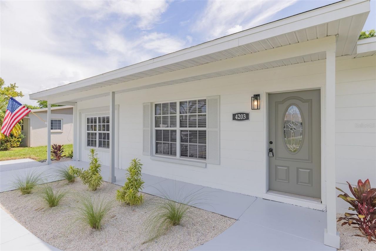 4203 36th Street W, Bradenton, FL 34205 Photo