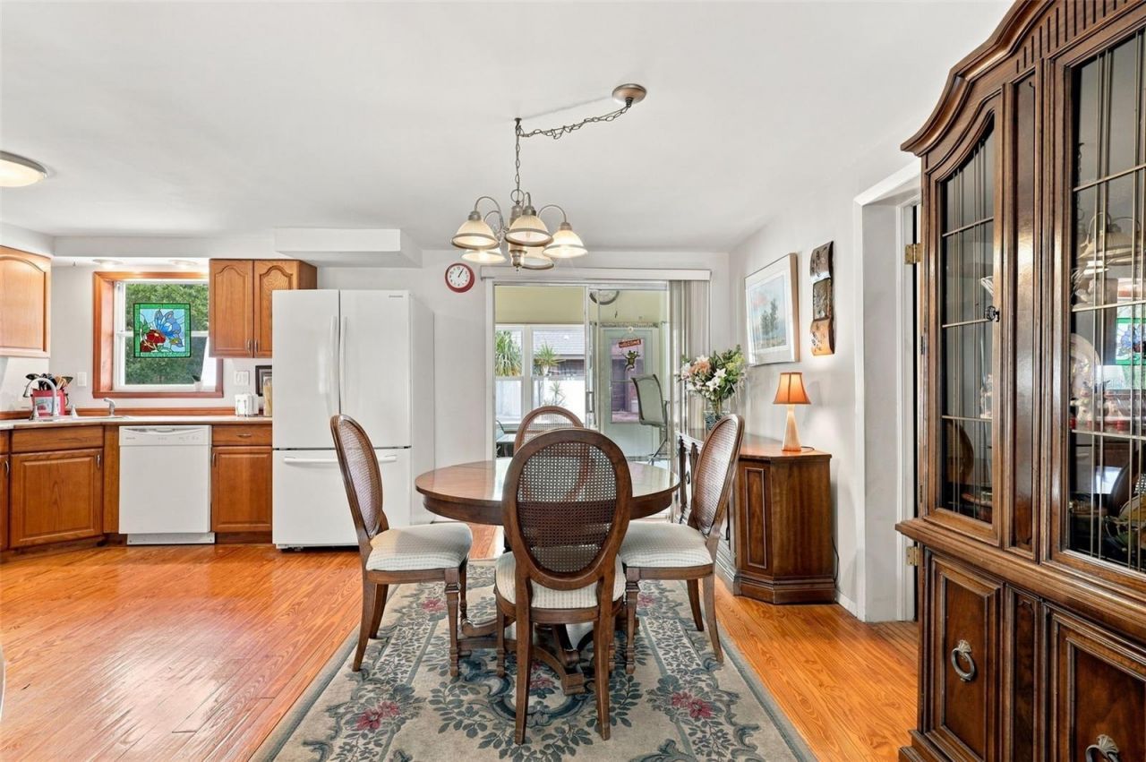 324 Riviera Drive , Debary, FL 32713 Photo