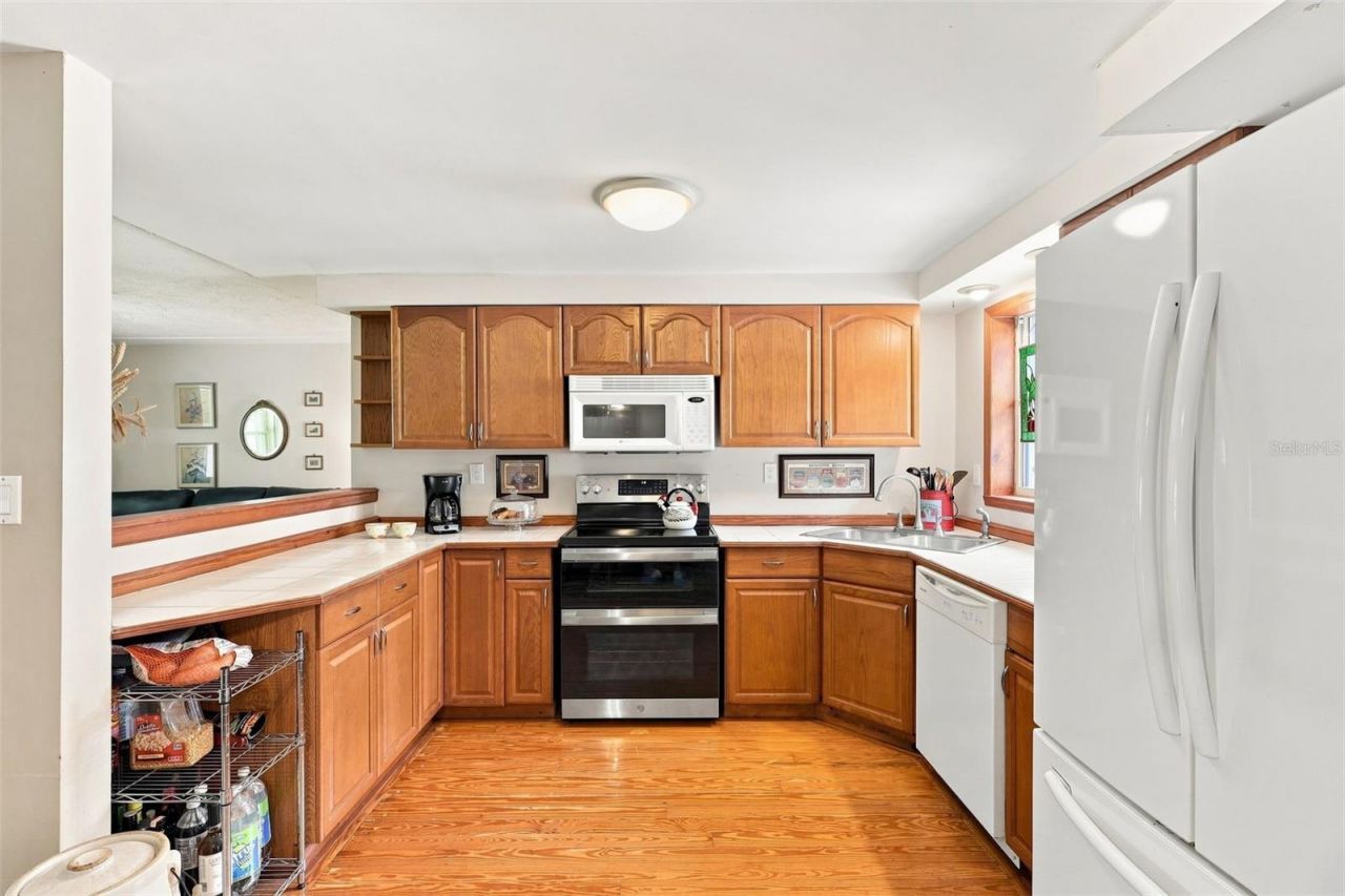 324 Riviera Drive , Debary, FL 32713 Photo