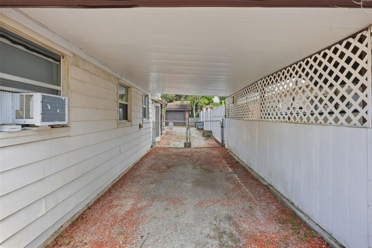 324 Riviera Drive , Debary, FL 32713 Photo
