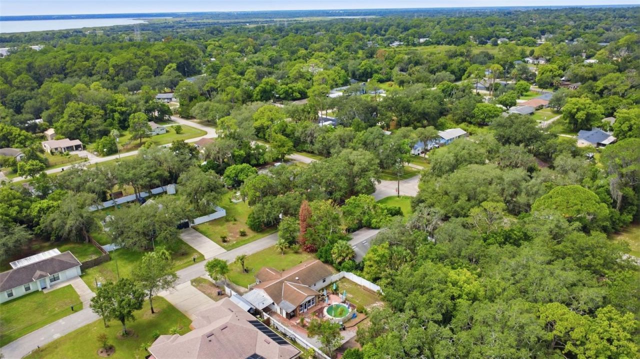 324 Riviera Drive , Debary, FL 32713 Photo