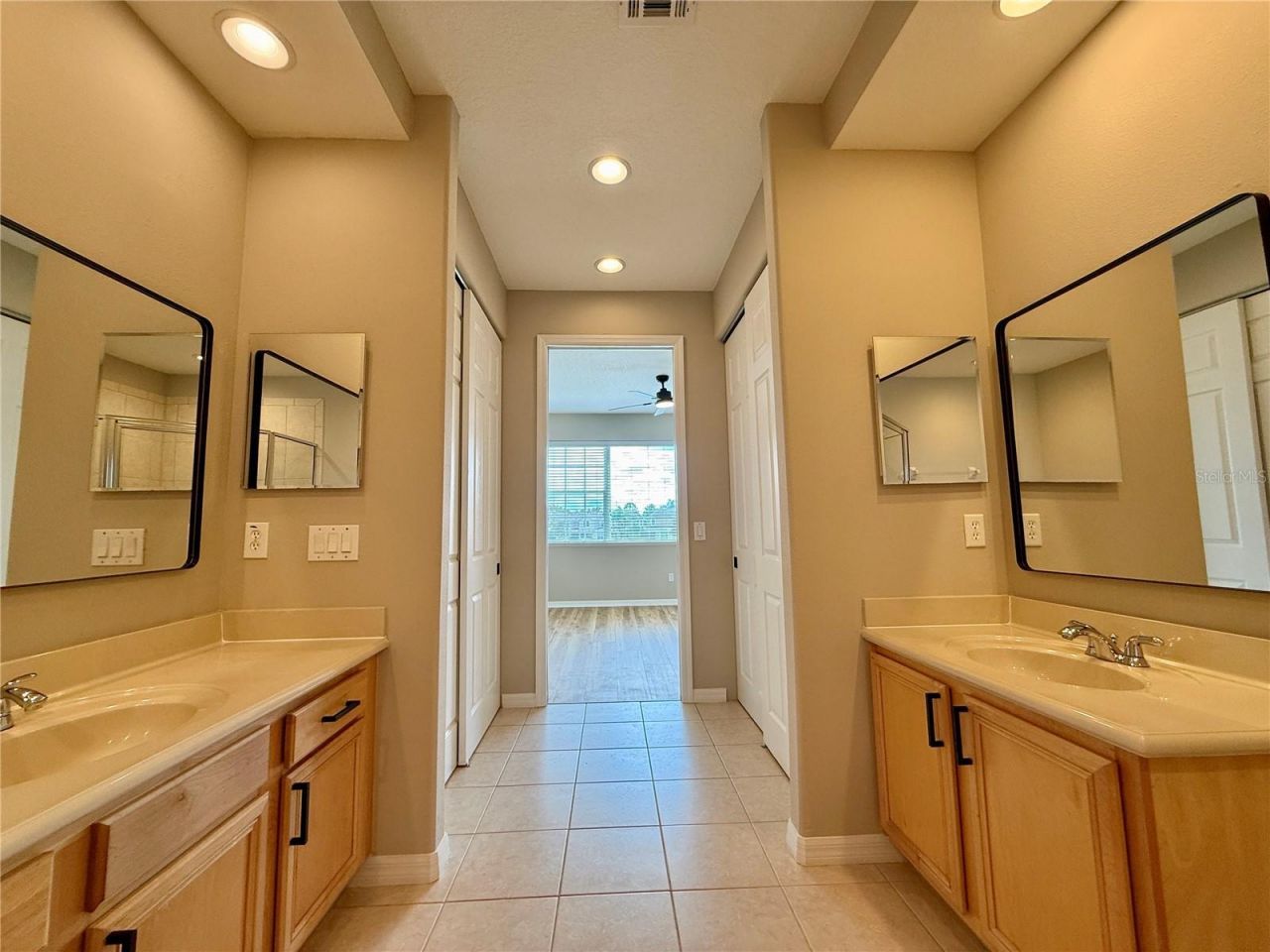 547 Terrace Spring Drive , Orlando, FL 32828 Photo
