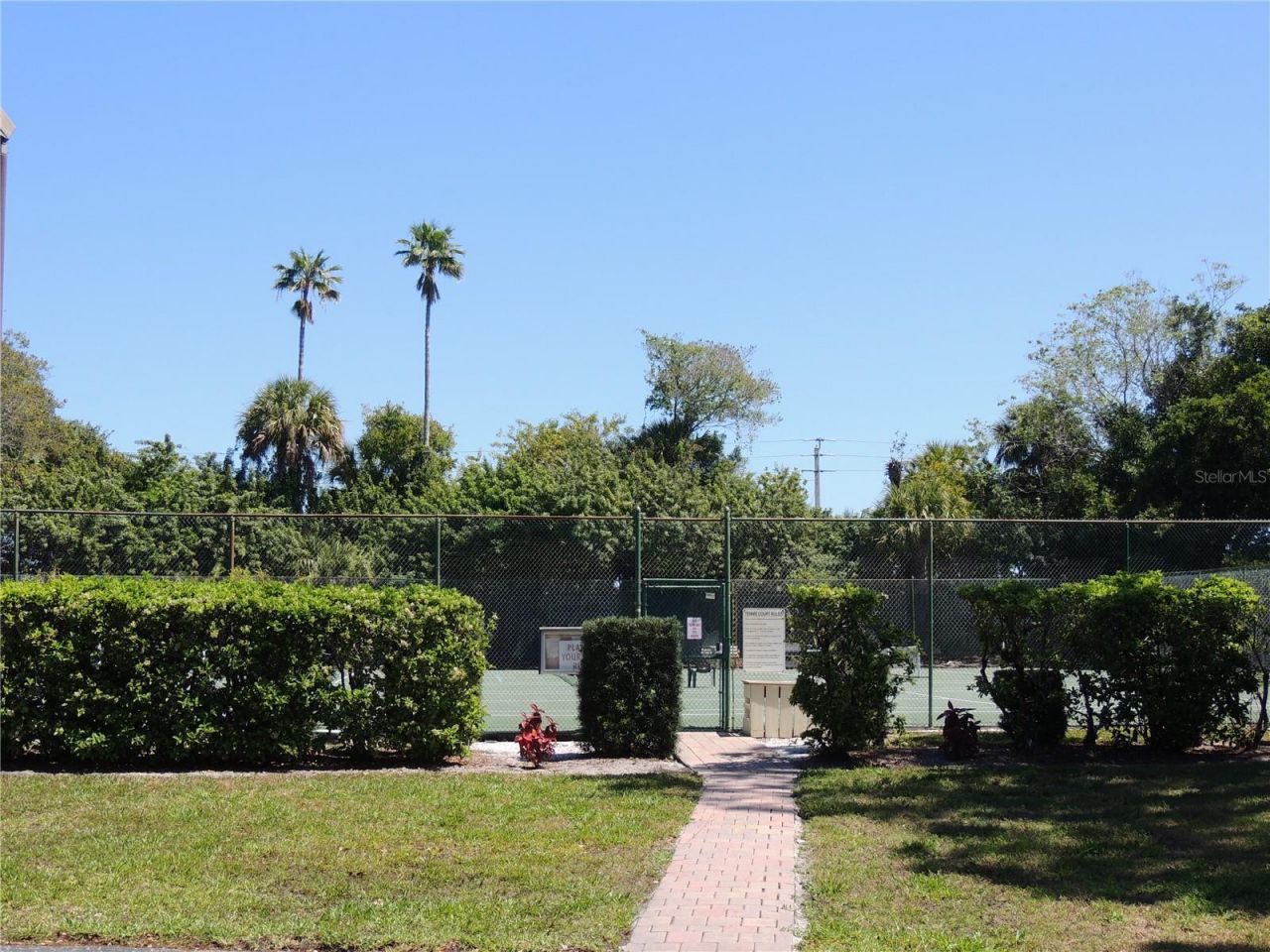 324 Timberlake Drive, Unit 324, Bradenton, FL 34210 Photo