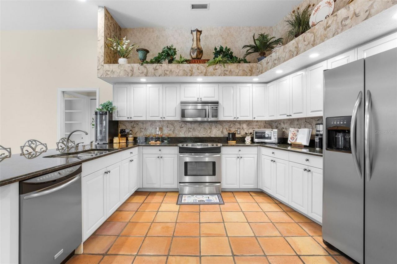 1730 Captiva Drive , Oldsmar, FL 34677 Photo