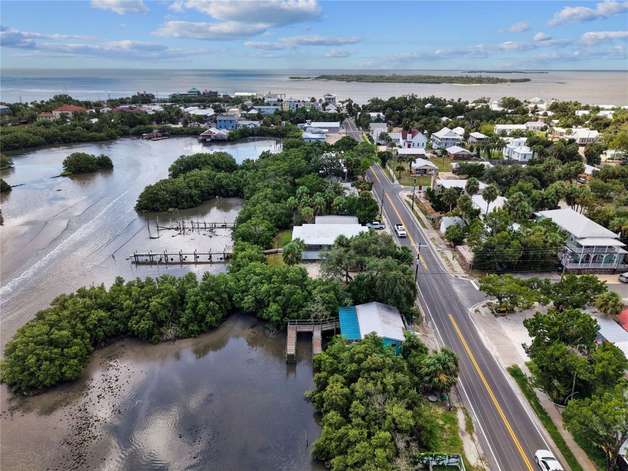 4051 D Street , Cedar Key, FL 32625 Photo