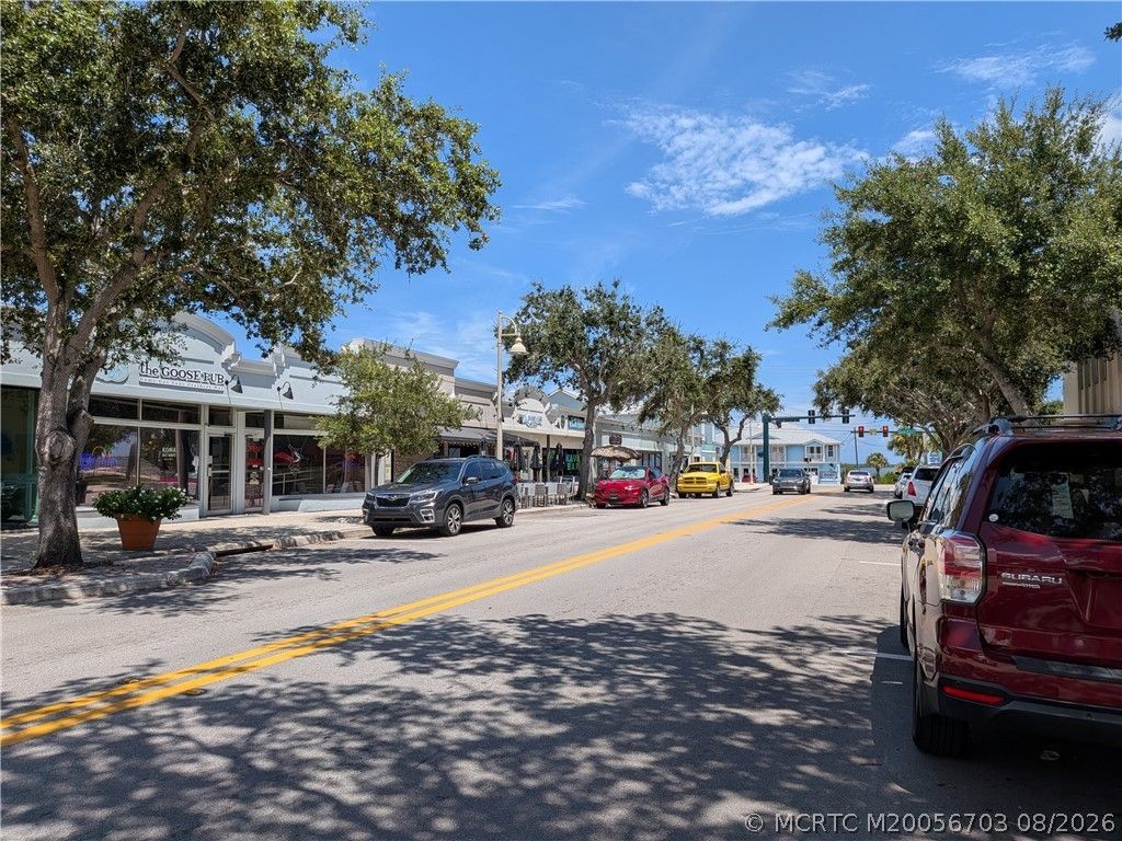 2457 NE Hickory Avenue, Jensen Beach, FL 34957 Photo