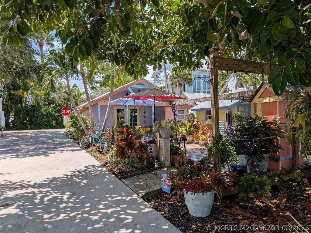 2457 NE Hickory Avenue, Jensen Beach, FL 34957 Photo