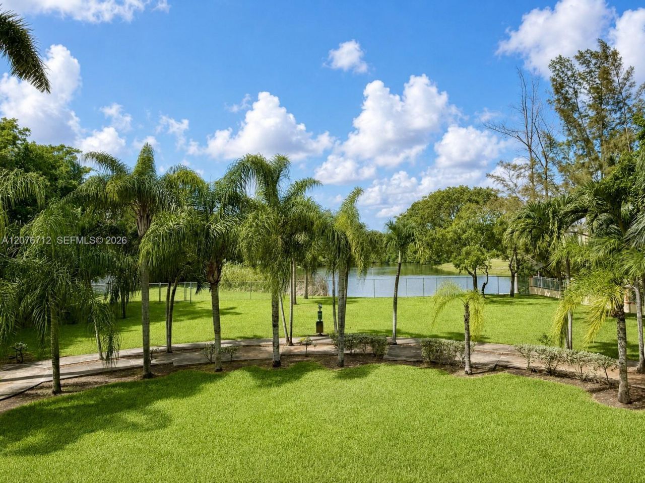 7429 NW 182nd St, Hialeah, FL 33015 Photo