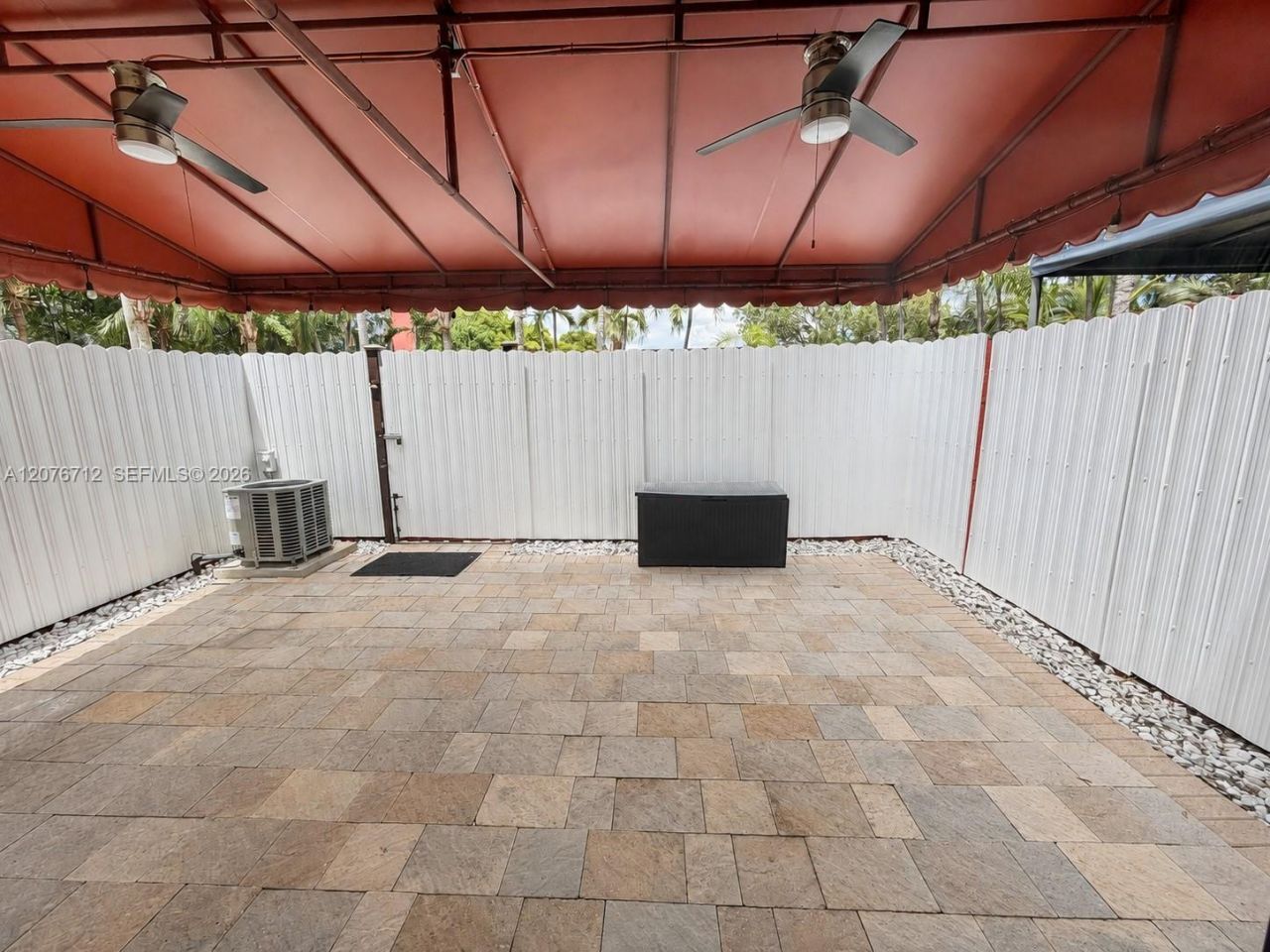 7429 NW 182nd St, Hialeah, FL 33015 Photo