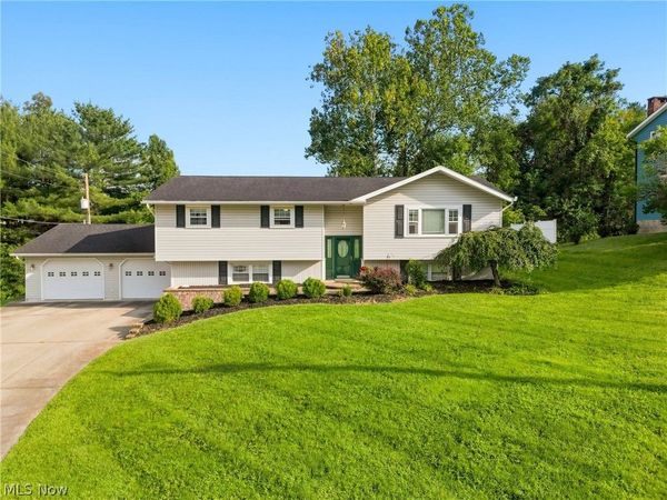 2900 Thorn Drive , Zanesville, OH 43701