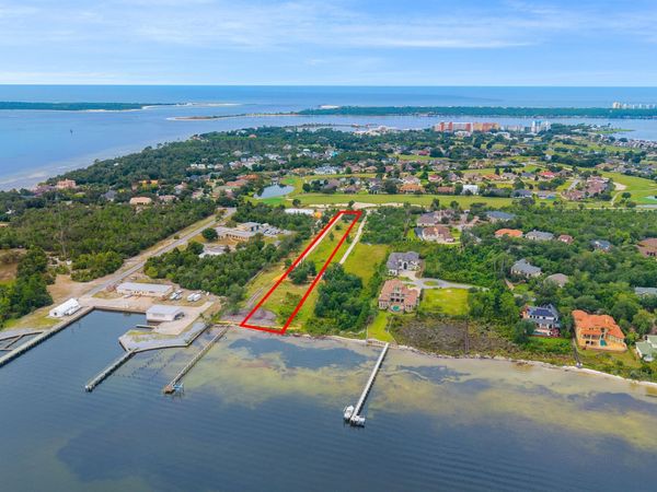 3627 Delwood Beach Road , Panama City, FL 32408