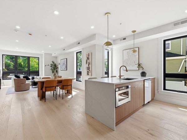 17 Holmes, Unit 1, Quincy, MA 02171