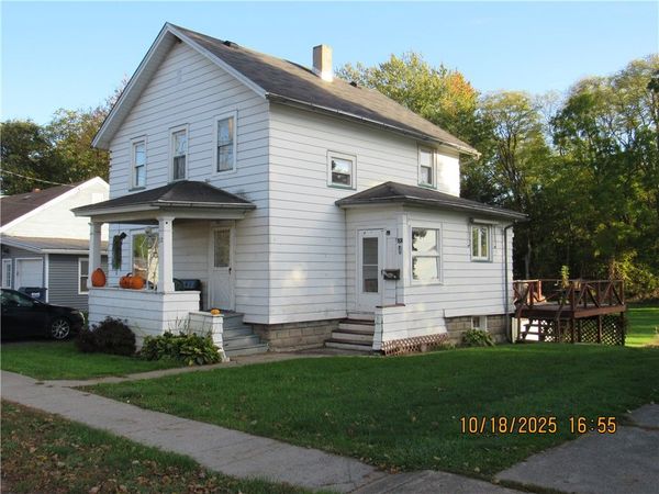 52 Montezuma Street , Lyons, NY 14489