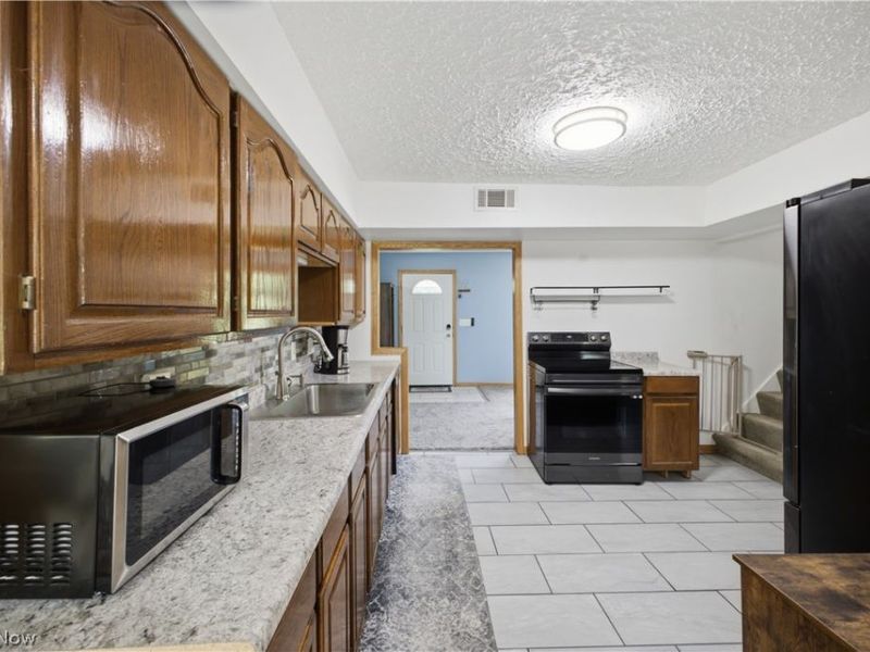 1057 Center Road, Clinton, OH 44216 Photo 12