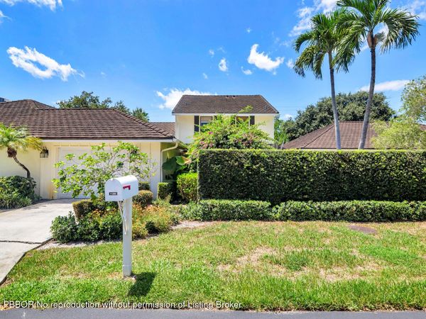 11290 Glen Oaks Court, North Palm Beach, FL 33408