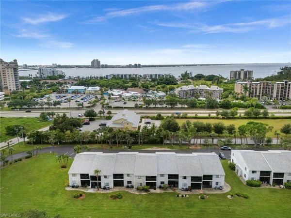 1051 Palm AVE, Unit 112, NORTH FORT MYERS, FL 33903