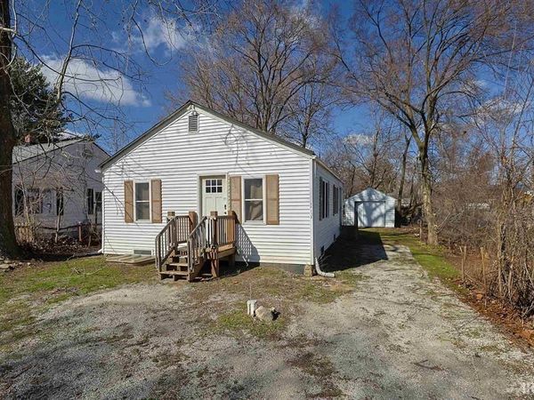 19793 Greenacre Street, South Bend, IN 46637