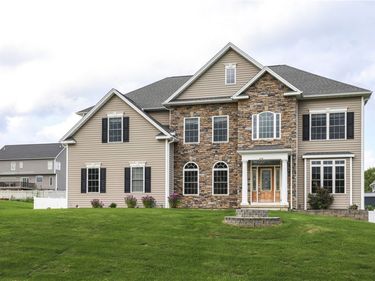 320 Wexford Lane, Horseheads, NY 14845