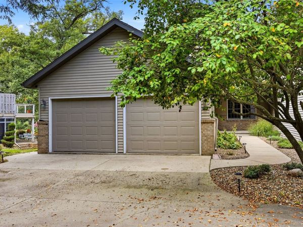 701 135th Drive , Amana, IA 52203