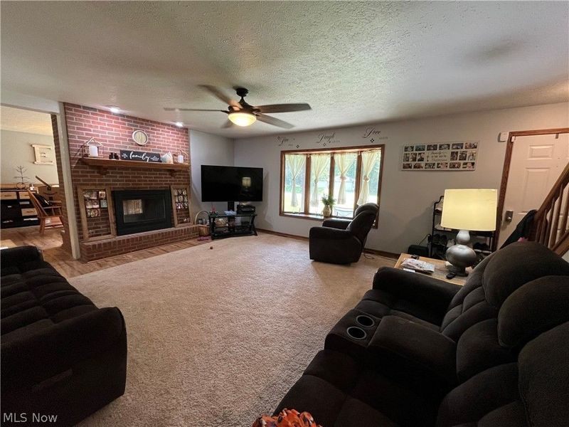 2967 Mineral City Zoar Road NE, Bolivar, OH 44612 Photo 2