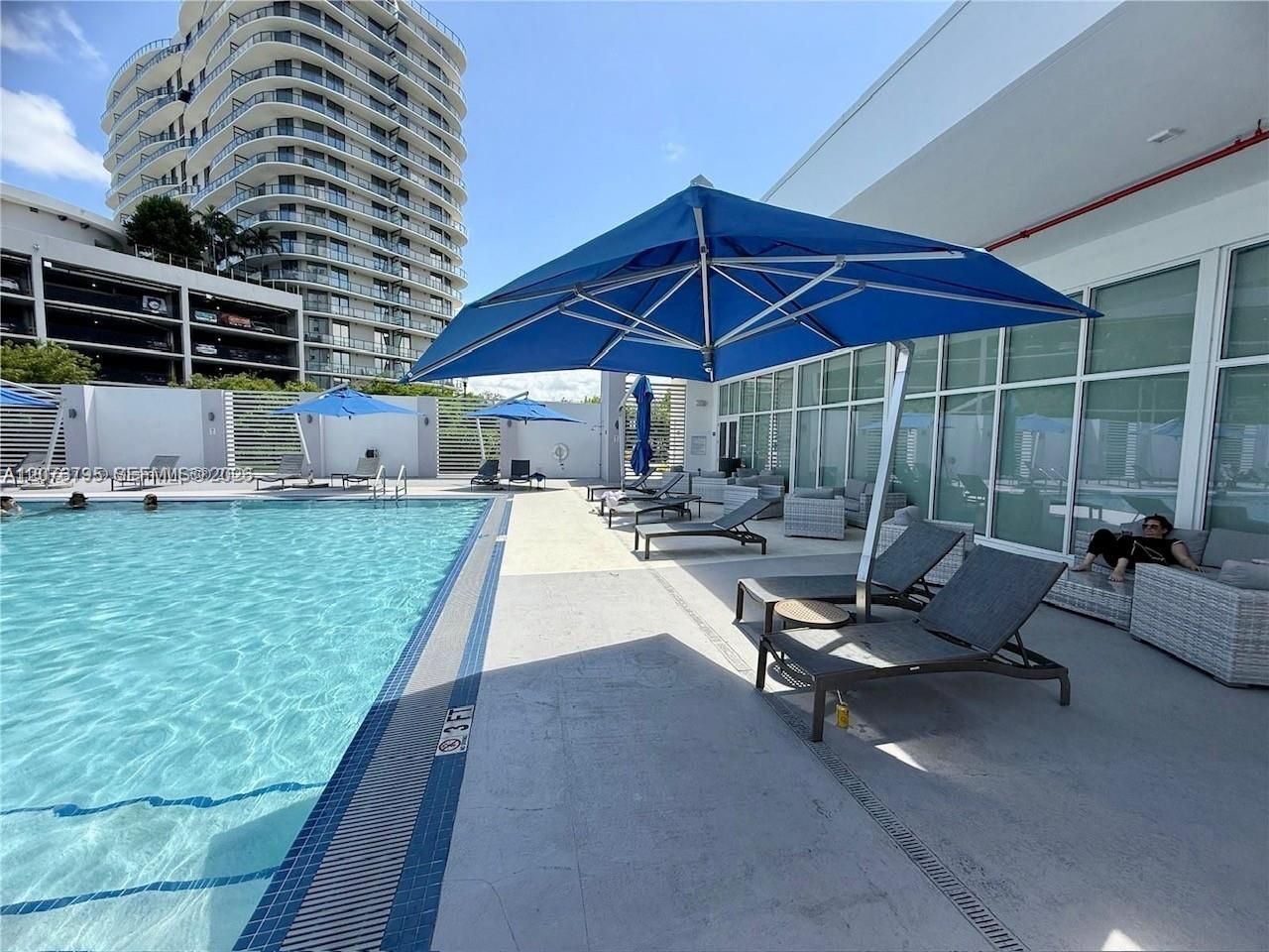 15051 Royal Oaks Ln, Unit 2403, North Miami, FL 33181 Photo