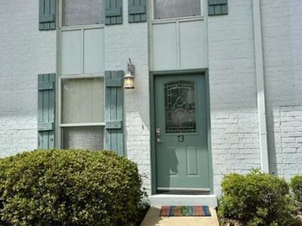 3230 Cumberland Road, Ocean Springs, MS 39564