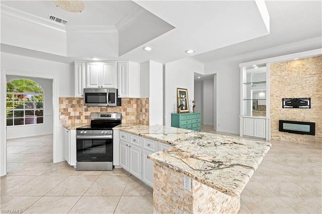 4470 Novato Ct, Naples, FL 34109 Photo