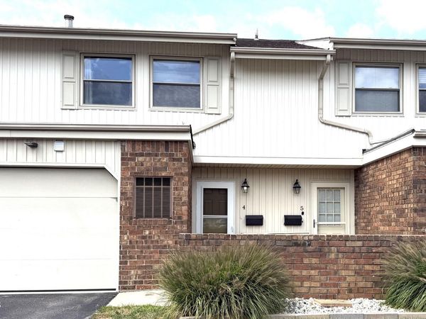 6818 Fenwyck Road , Maumee, OH 43537