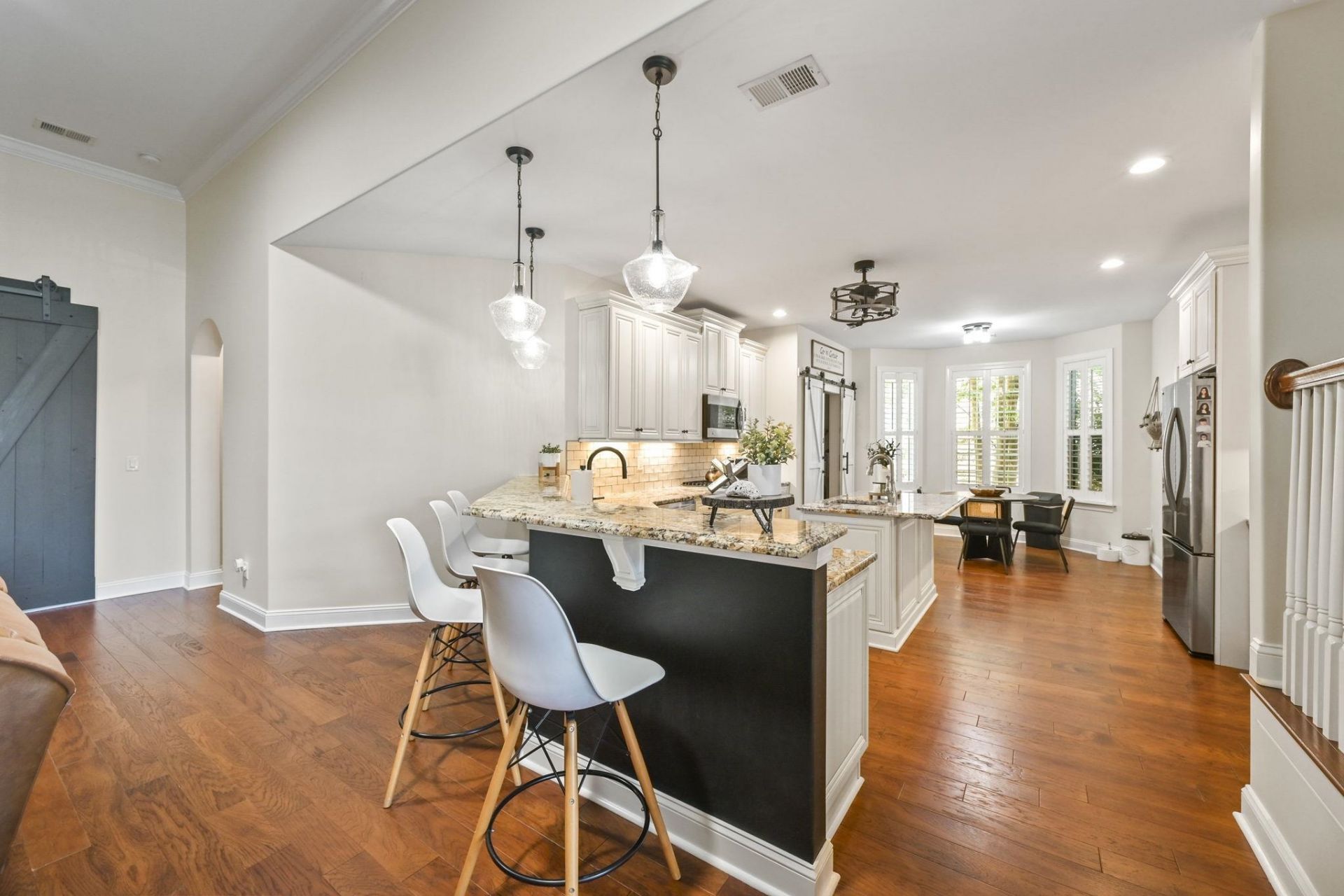 924 Henry James Dr. Photo 10