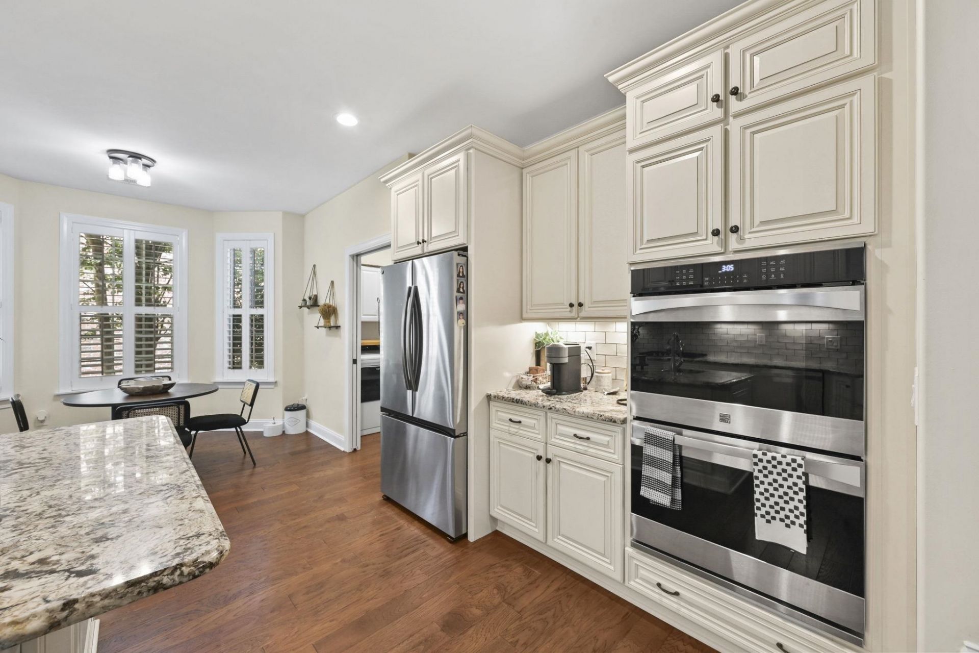 924 Henry James Dr. Photo 15