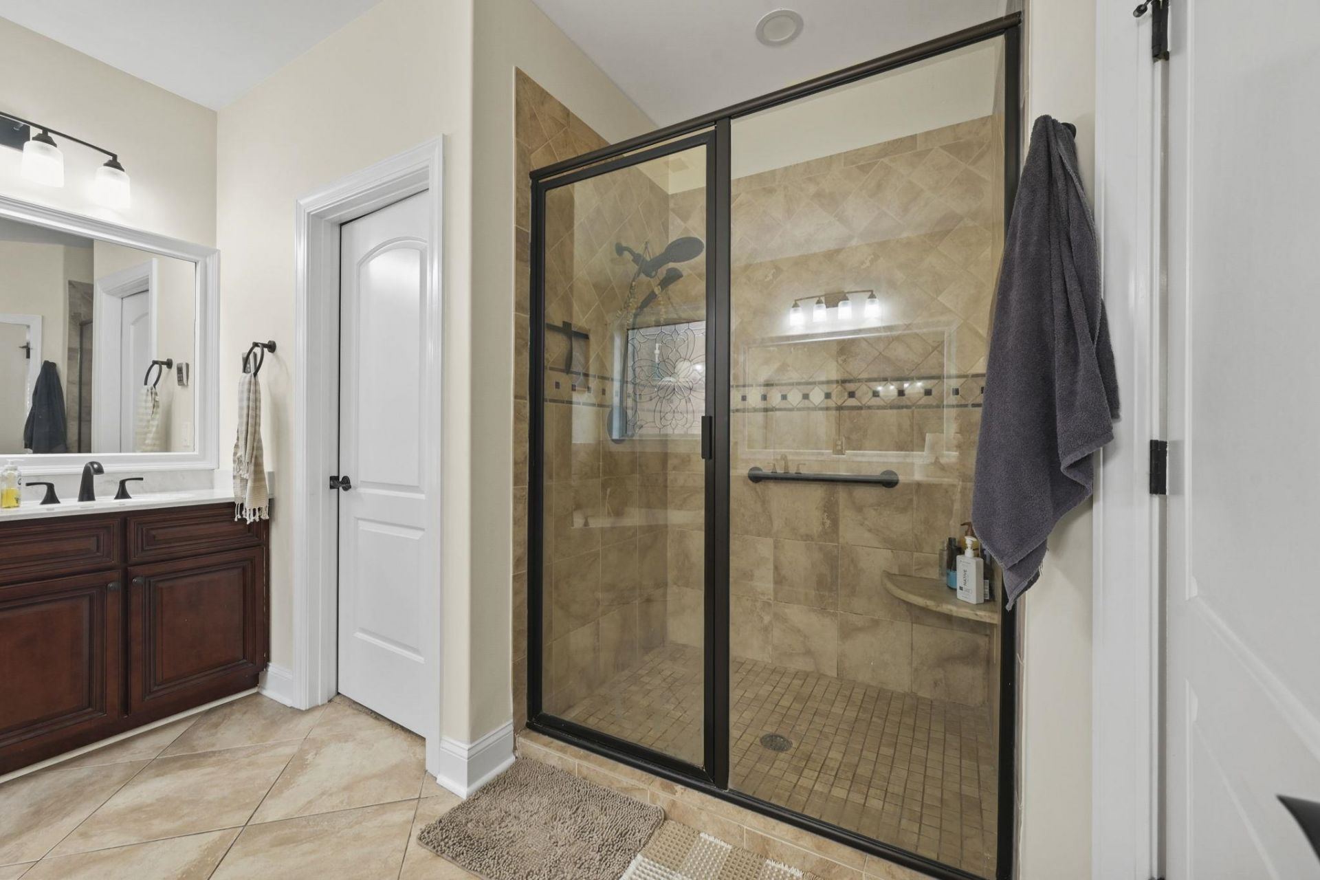 924 Henry James Dr. Photo 21