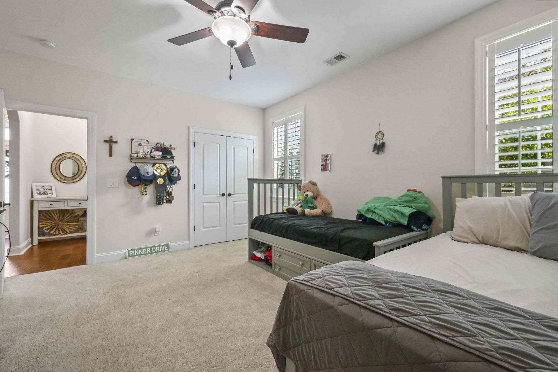 924 Henry James Dr. Photo 27