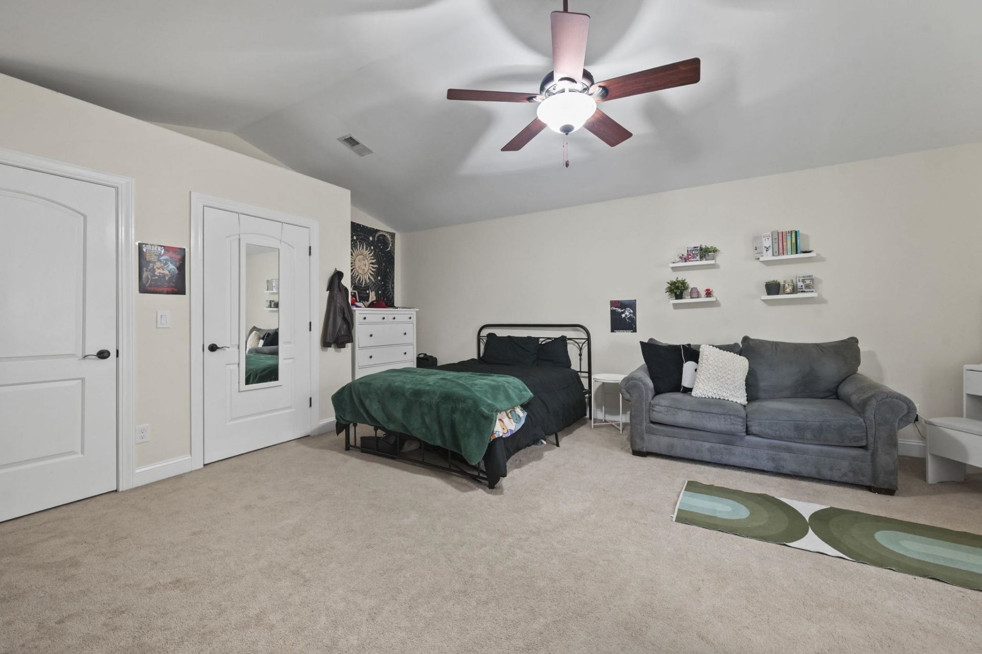 924 Henry James Dr. Photo 30