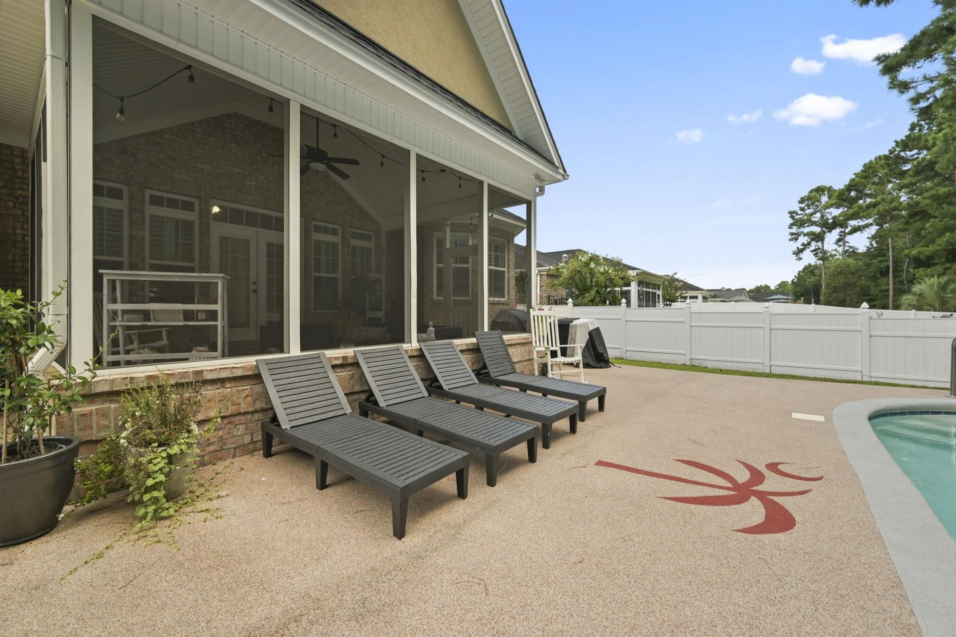 924 Henry James Dr. Photo 36