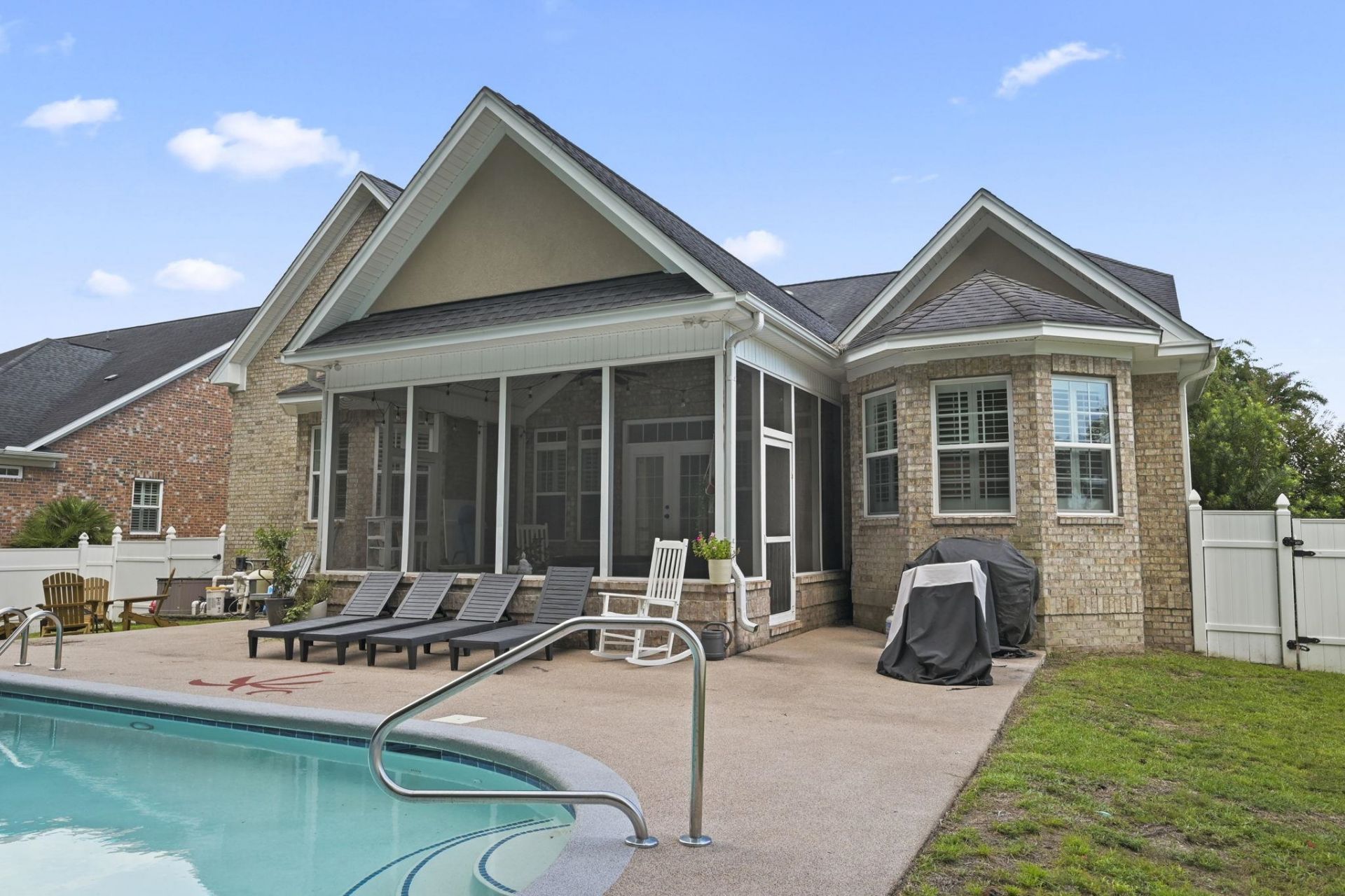 924 Henry James Dr. Photo 39