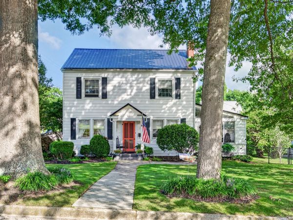 690 W Washington ST, Wytheville, VA 24382