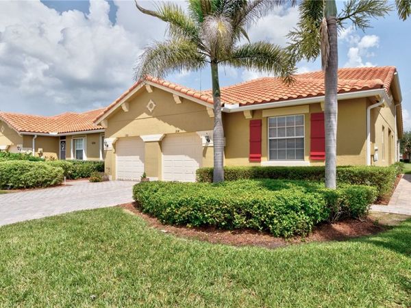 6380 Oxford Circle, Unit 104D, Vero Beach, FL 32966
