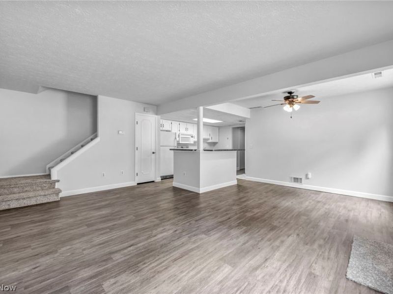 16 Surrey Court, Mentor, OH 44060 Photo 12