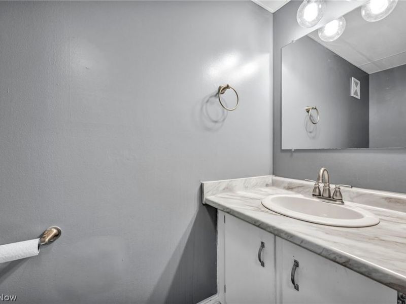 16 Surrey Court, Mentor, OH 44060 Photo 31