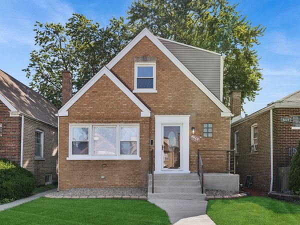 8019 S Francisco Avenue , Chicago, IL 60652