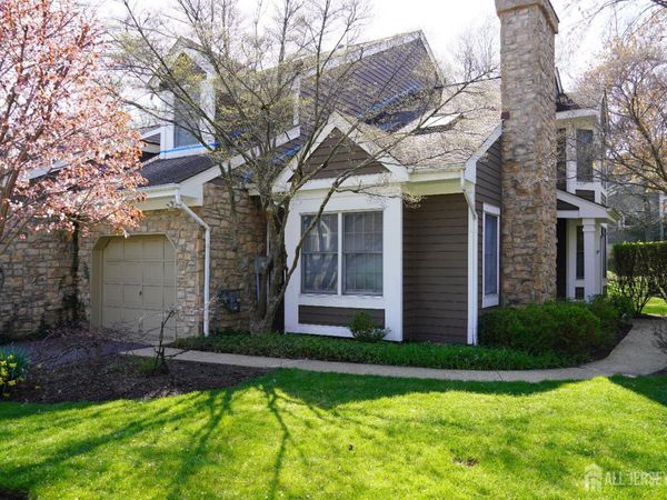 57 W Countryside Drive , South Brunswick, NJ 08540