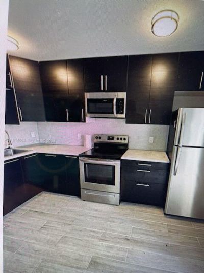 1329 NE 5th Avenue, Fort Lauderdale, FL 33304 Photo