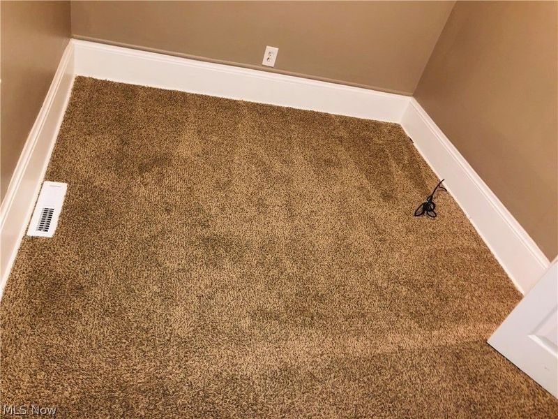 571 East Avenue, Akron, OH 44320 Photo 10