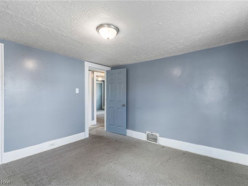 594 Columbia Avenue, Akron, OH 44310 Photo 18