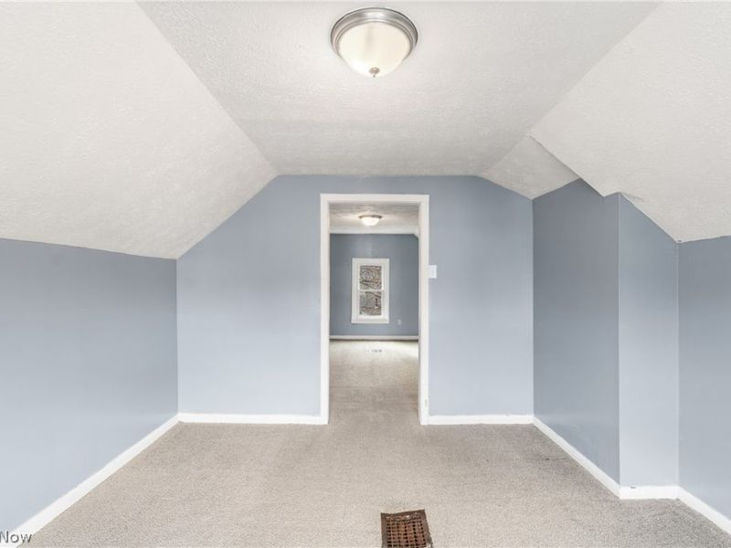 594 Columbia Avenue, Akron, OH 44310 Photo 26