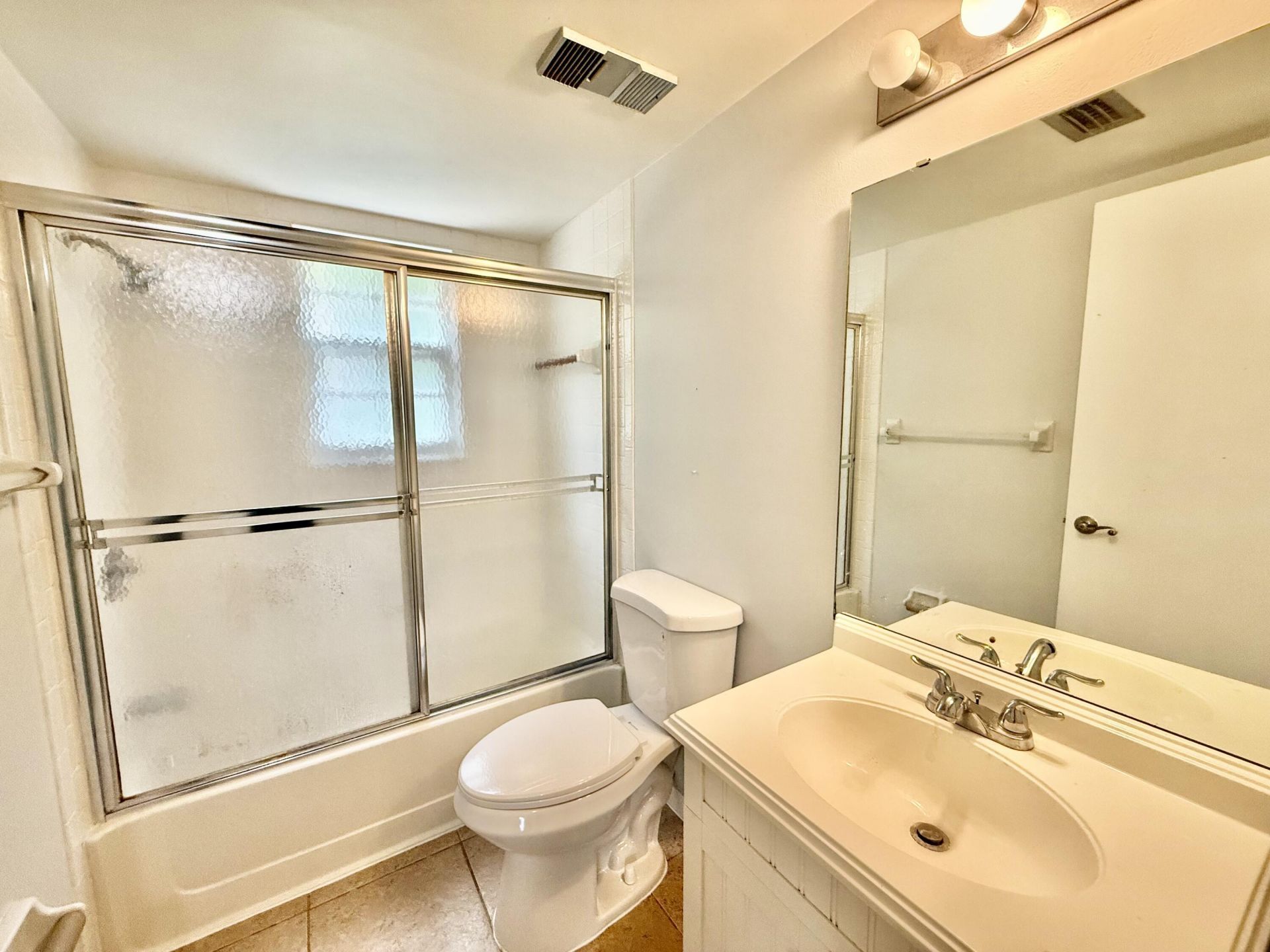 1673 SE Green Acres Circle, Unit NN204, Port Saint Lucie, FL 34952 Photo
